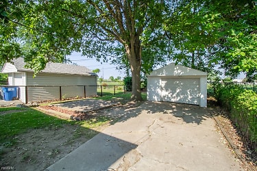 3612 Wersell Ave - Toledo, OH