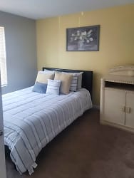 Room For Rent - Stonecrest, GA
