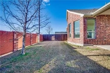 4210 Mustang Ave - Sachse, TX