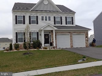 18016 Donegall Ct - Hagerstown, MD