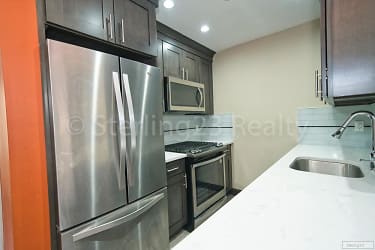 21-08 Steinway St unit 2 - Queens, NY