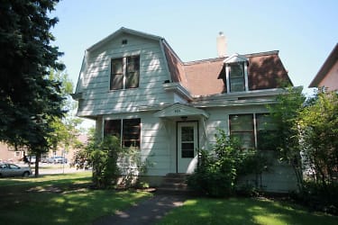 401 S 6th St unit 1 - Grand Forks, ND