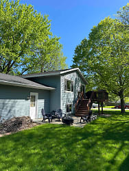 3438 Chalet View Ln NW - Rochester, MN