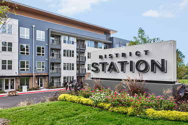 District Station Apartments - Morrisville, NC