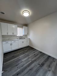10019 S Hoover St unit 7 - Los Angeles, CA
