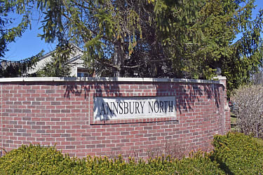 8221 N Annsbury Cir unit Building 3-10 - Shelby Township, MI
