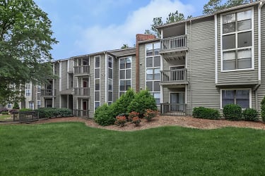 Sun Stone Apartments - Chapel Hill, NC