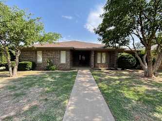 5614 94th St - Lubbock, TX