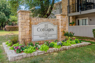 Cottages At Bedford Apartments - Bedford, TX
