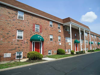 Glenmore Place Apartments - Clifton Heights, PA