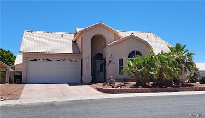 5550 Club House Dr - Fort Mohave, AZ
