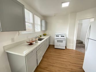 2351 82nd Ave - Oakland, CA