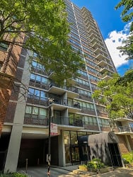 2740 N Pine Grove Ave #13D - Chicago, IL