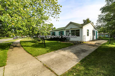 4240 20th Pl - Gary, IN