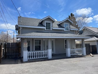 824 NW Newport Ave unit 3 - Bend, OR
