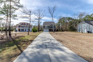 255 Mimosa Dr - Sneads Ferry, NC