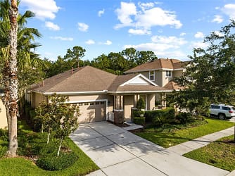 20074 Heritage Point Dr - Tampa, FL