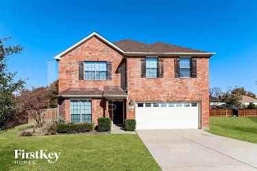 209 Forestbrook Dr - Wylie, TX