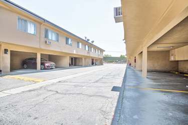 3000 Vineland Ave unit # 15 - Baldwin Park, CA