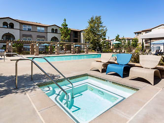 Avalon Camarillo Apartments - Camarillo, CA