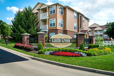 Castle Creek Apartments - Indianapolis, IN