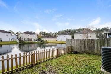 7137 Rampart Ridge Cir W - Jacksonville, FL