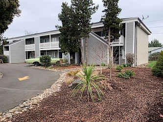 500 S River St unit 2 - Newberg, OR