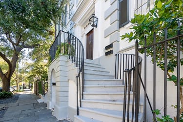 The Charlotte Street House Apartments - Charleston, SC