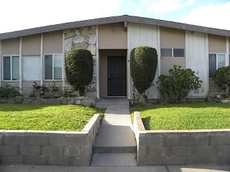 6062 Lime Ave - Cypress, CA