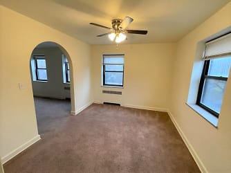 3336 Brownsville Rd unit 301 - Pittsburgh, PA