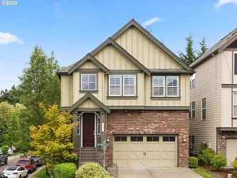 4686 NW Dresden Pl - Portland, OR
