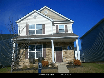 98 Holly Hock Ln - Lewis Center, OH