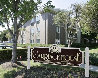 Carriage House Apartments - Hackensack, NJ