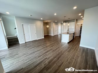 3590 S Emerson Street - Englewood, CO