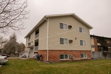 2147 27th Ave Ct unit 4 - Greeley, CO
