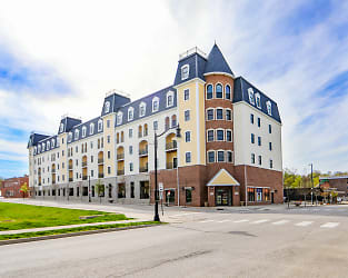 Regency Springs/South Street Lofts Apartments - Lafayette, IN