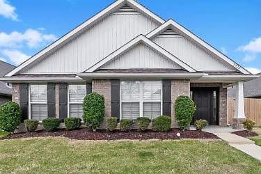 2922 S Hartland - Southaven, MS