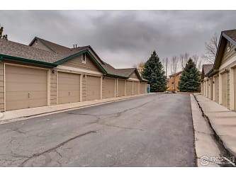 5225 White Willow Dr unit M200 - Fort Collins, CO