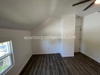 1025 South Victoria Avenue Unit B - undefined, undefined