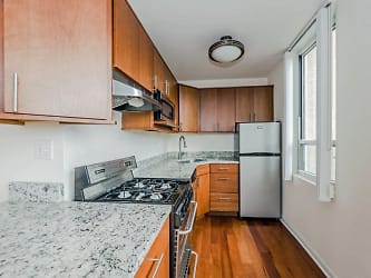 800 Hinman Apartments - Evanston, IL