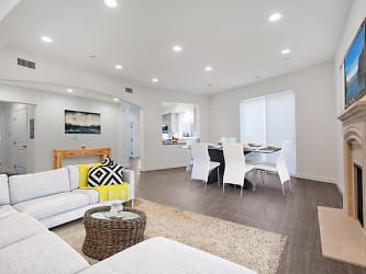 610 Levering Ave unit 502 - Los Angeles, CA