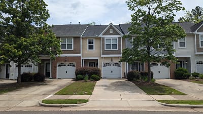 2228 Mayo Forest Ln - Morrisville, NC