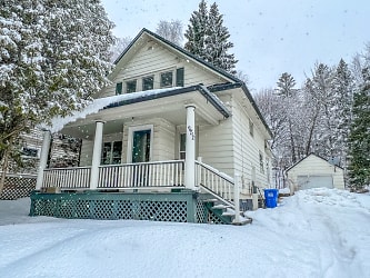 252 Blemhuber Ave - Marquette, MI