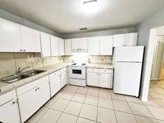 3615 SW 52nd Ave unit A201 - Pembroke Park, FL