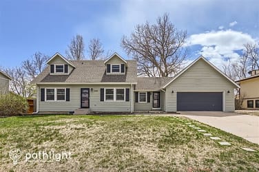 3330 34th St - Greeley, CO