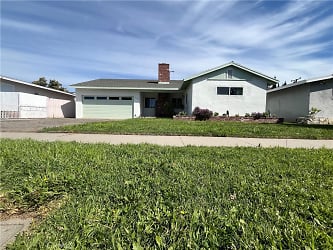 9181 Orchid Dr - Westminster, CA