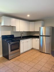 18 Imperial St unit 110 - Old Orchard Beach, ME