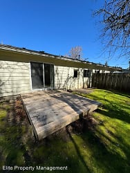 5430 SW Helen Ave - Corvallis, OR