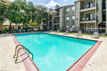 Sherwood Place Apartments - Baton Rouge, LA