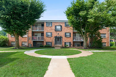Pebble Hill Apartments - Wilmington, DE